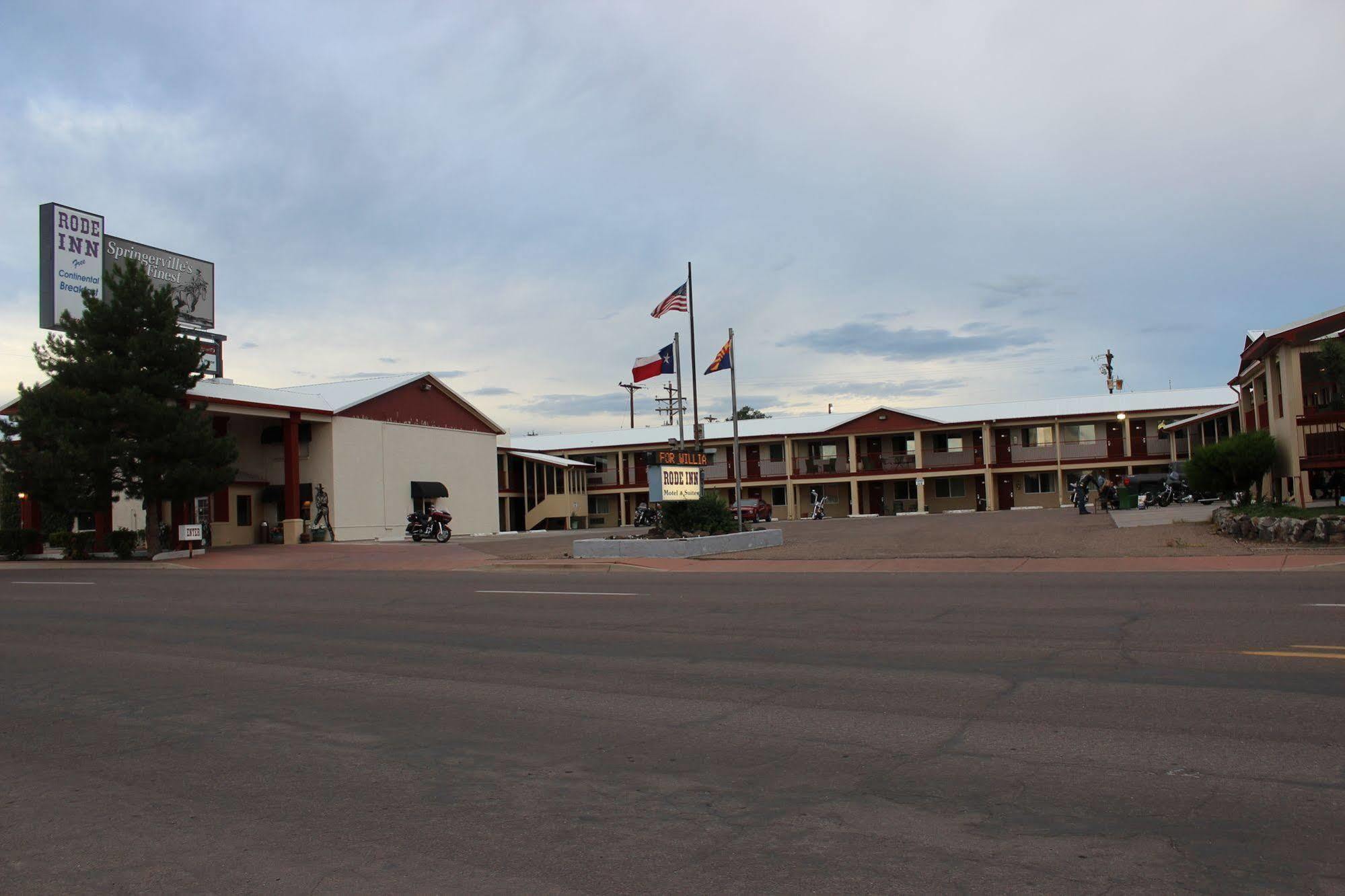 Howard Johnson By Wyndham Springerville Exterior photo